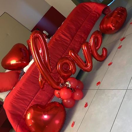 פומיליאנו ד'ארקו Victoria Hotel מראה חיצוני תמונה