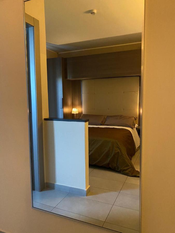 פומיליאנו ד'ארקו Victoria Hotel מראה חיצוני תמונה
