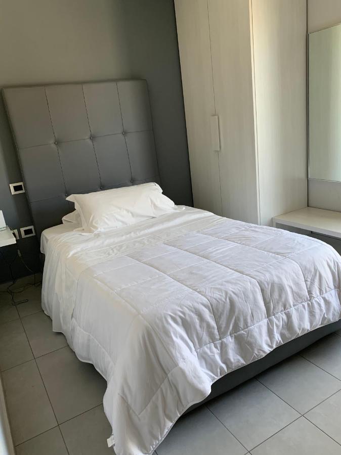פומיליאנו ד'ארקו Victoria Hotel מראה חיצוני תמונה